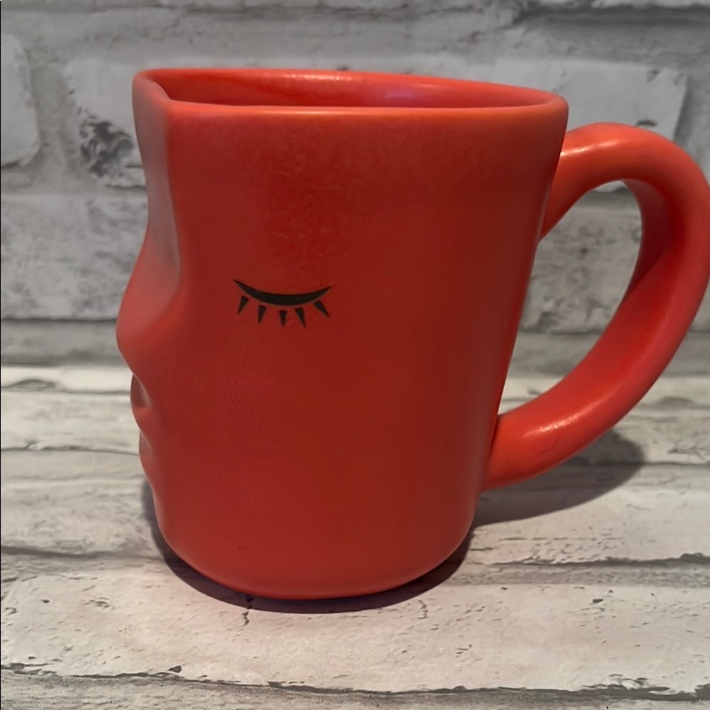 Kissing mug salmon orange face nose lips fits into another half coffee 11oz